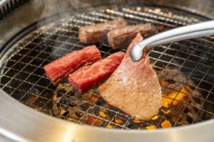 東海地区焼肉店９店舗経営の会社、年間の保険料が2分の1の25万円削減